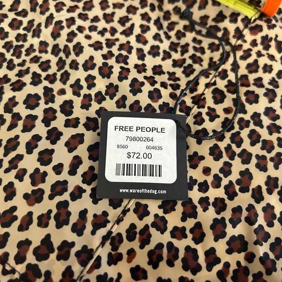 Leopard Print Dog Raincoat w/ Hood “Ware of the Dog” - Picture 3 of 13